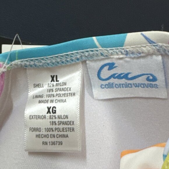 California Wave Junior XL Heavy Padded Bikini Swim Top Multi Palm Ruffle NWT - Picture 8 of 11